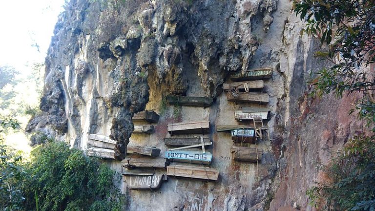 See the Philippines Hanging Coffins - Unique Travel ExperiencesUnique ...