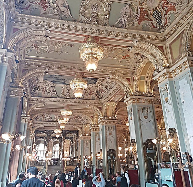 new york cafe budapest