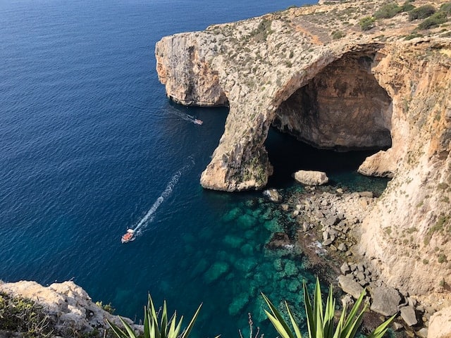 malta caves